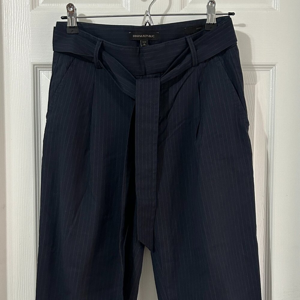Banana Republic Avery Navy with Grey Stripe Trouser, XS